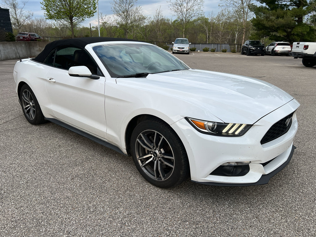 Used 2016 Ford Mustang Premium image 9