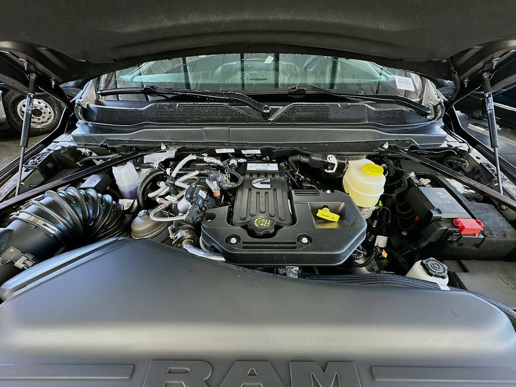 New 2026 RAM 3500 Tradesman AWD/4WD image 17