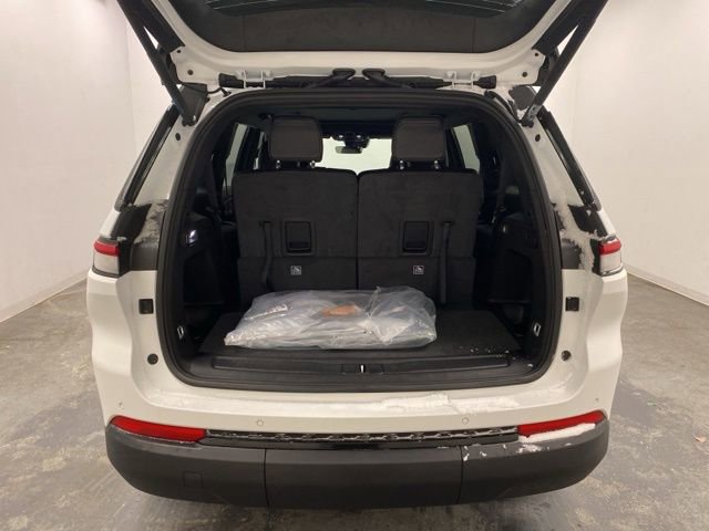 New 2025 Jeep Grand Cherokee L Limited image 33