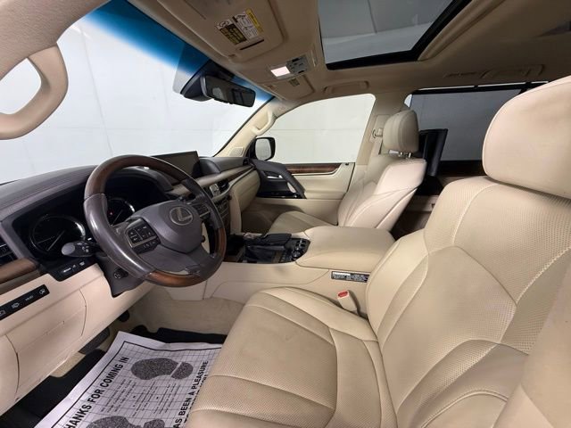 Used 2021 Lexus LX 570 4WD w/ Luxury Package image 5