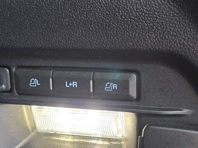Used 2025 Ford Explorer Platinum w/ LUX Leather Package AWD/4WD image 53