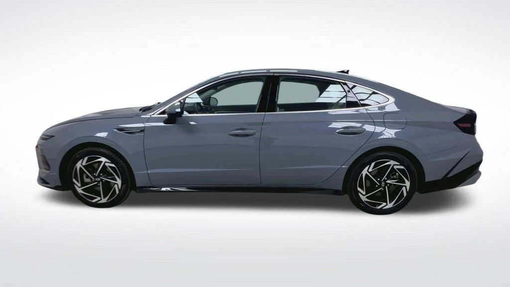 Used 2024 Hyundai Sonata SEL w/ Convenience Package FWD image 5