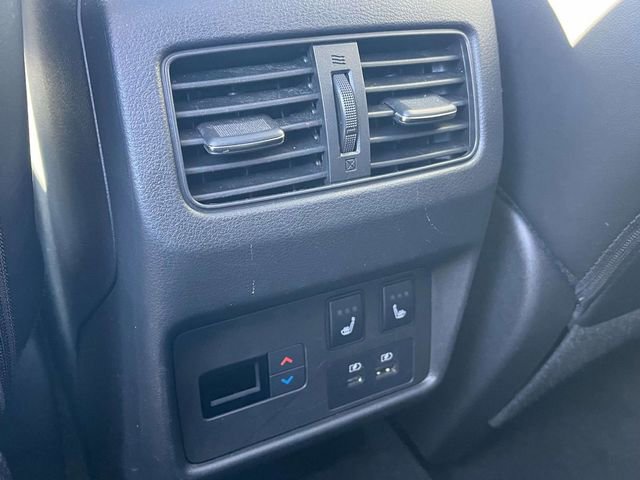 Used 2021 Nissan Rogue Platinum image 20