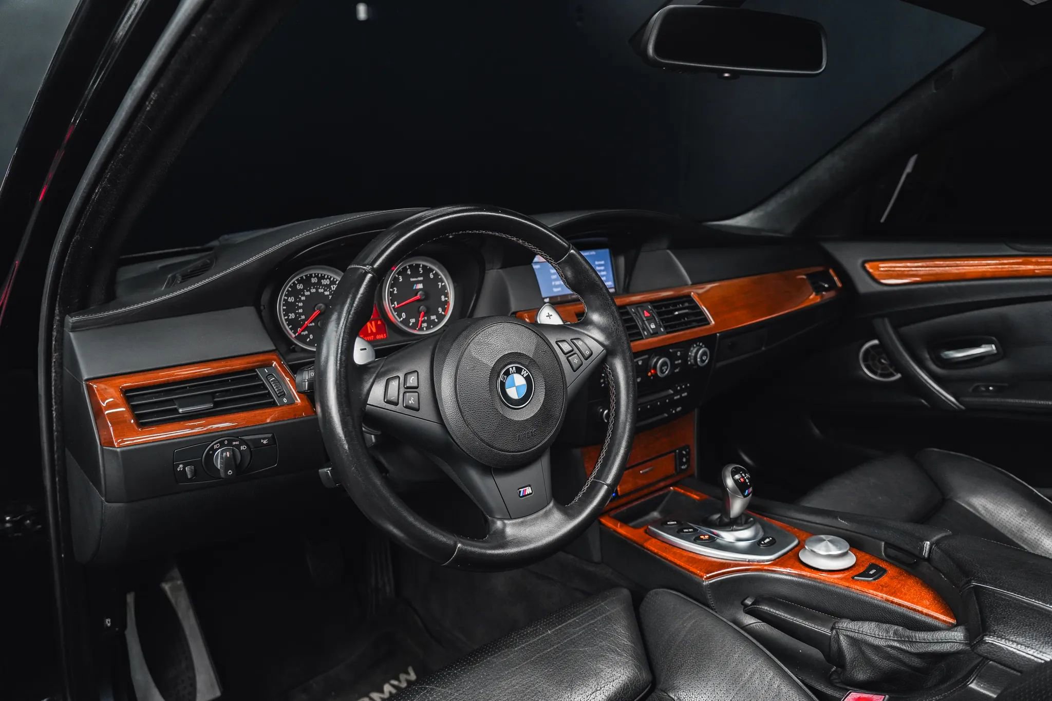 Used 2008 BMW M5 RWD image 34
