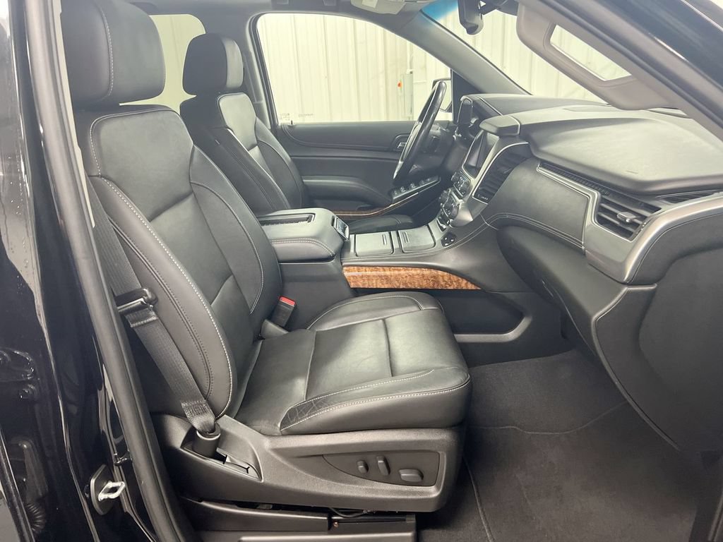 Used 2019 Chevrolet Tahoe Premier AWD/4WD image 23