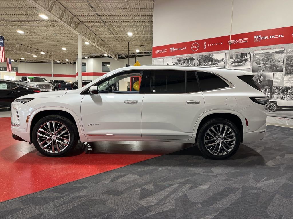 Used 2025 Buick Enclave Avenir w/ Super Cruise Package image 6
