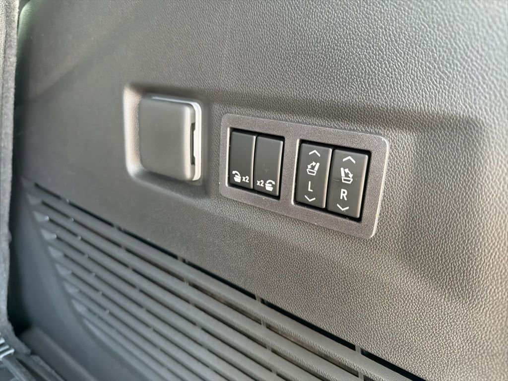 New 2026 Chevrolet Tahoe Z71 w/ Z71 Off-Road Package image 14