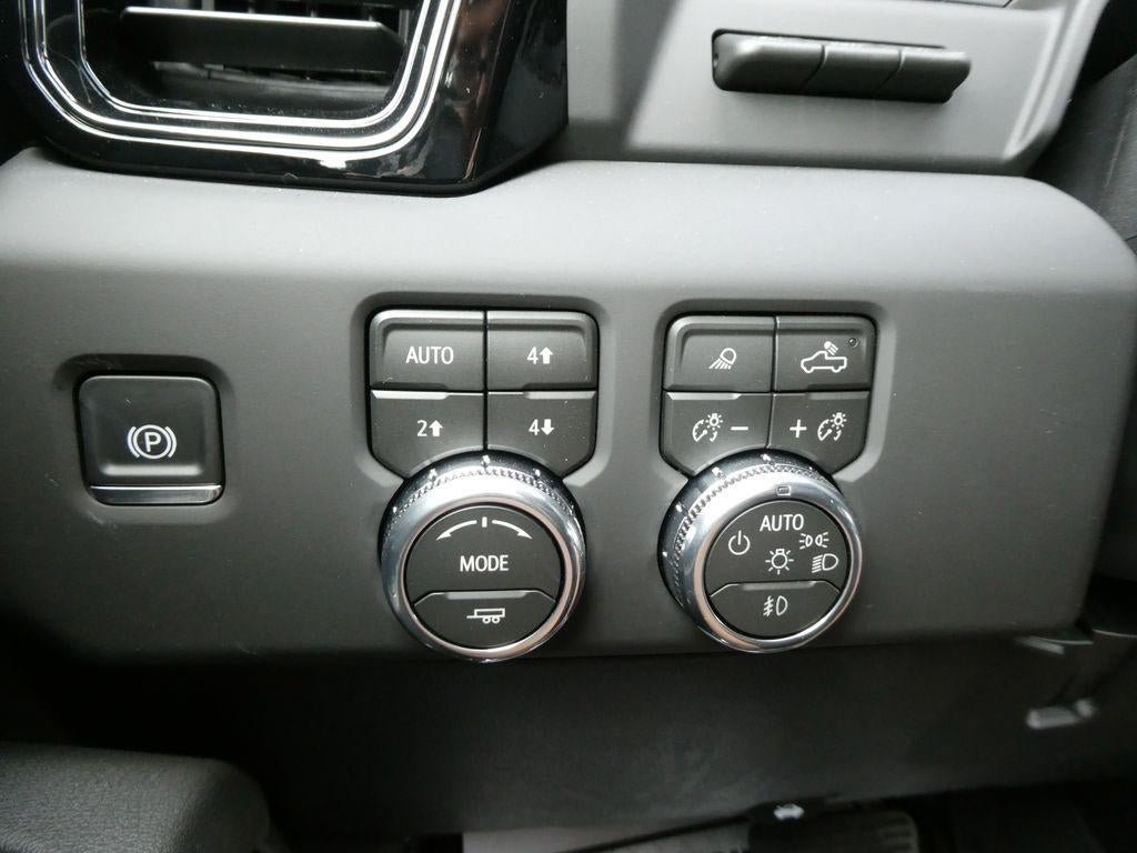 New 2026 GMC Sierra 2500 AT4 w/ AT4 Premium Plus Package AWD/4WD image 24