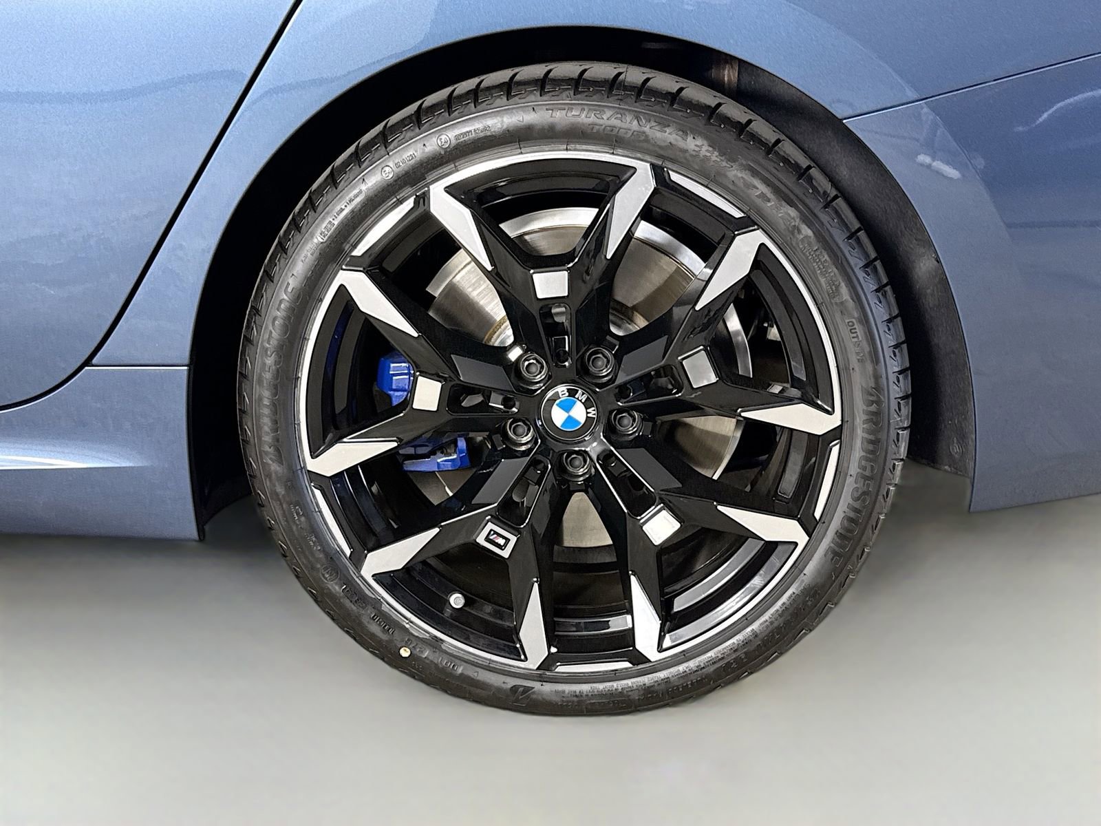 Used 2025 BMW M340i w/ Premium Package image 33