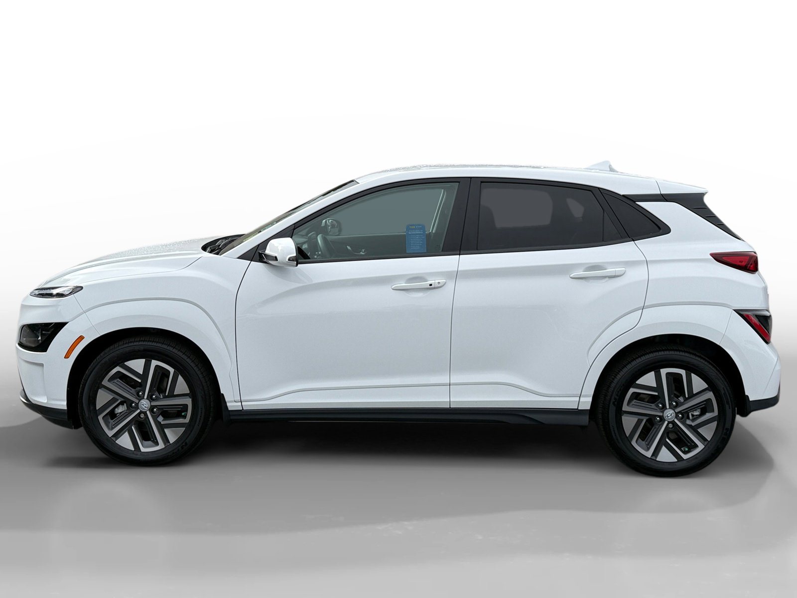 Certified 2023 Hyundai Kona SE image 2
