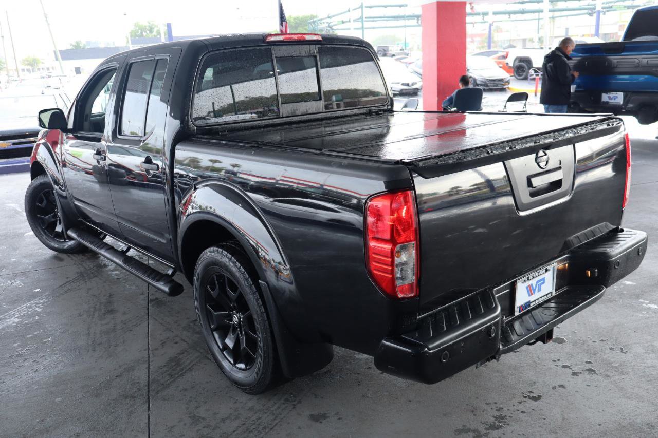 Used 2020 Nissan Frontier SV w/ Midnight Edition Floor Mats RWD image 7