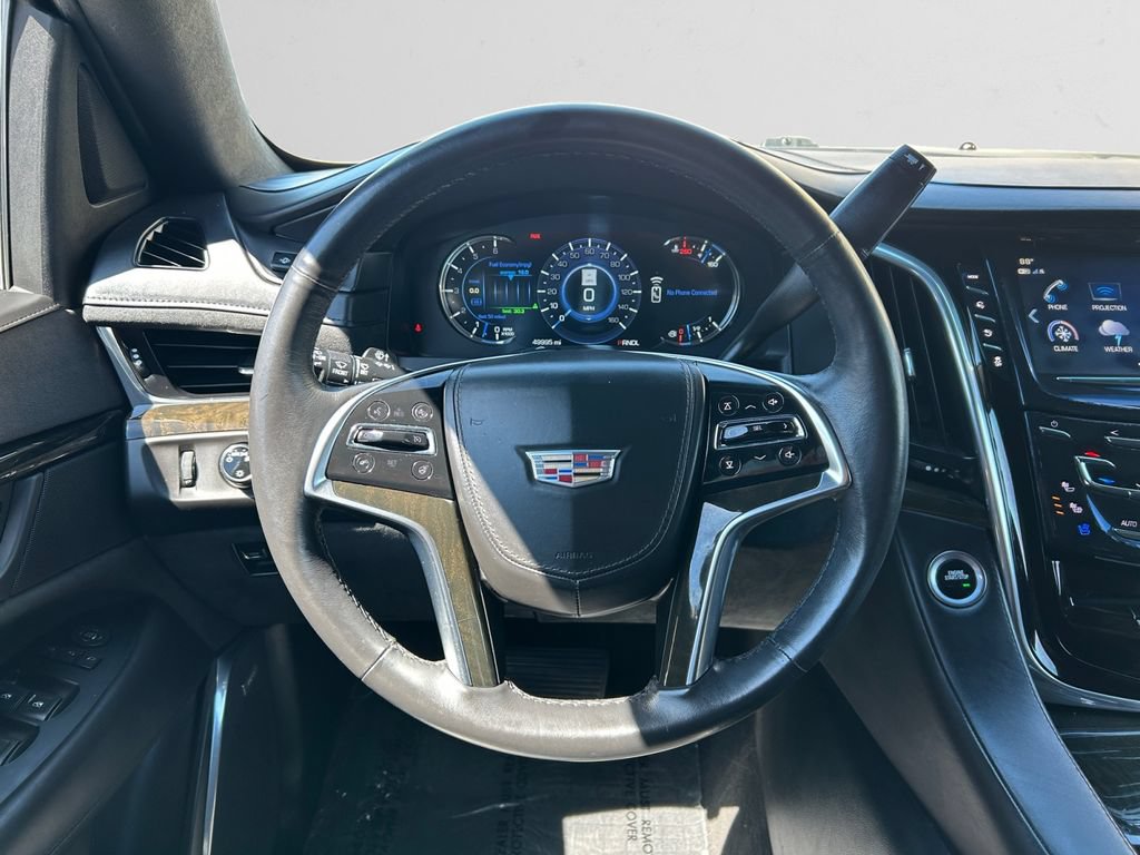 Used 2017 Cadillac Escalade ESV Platinum AWD/4WD image 13