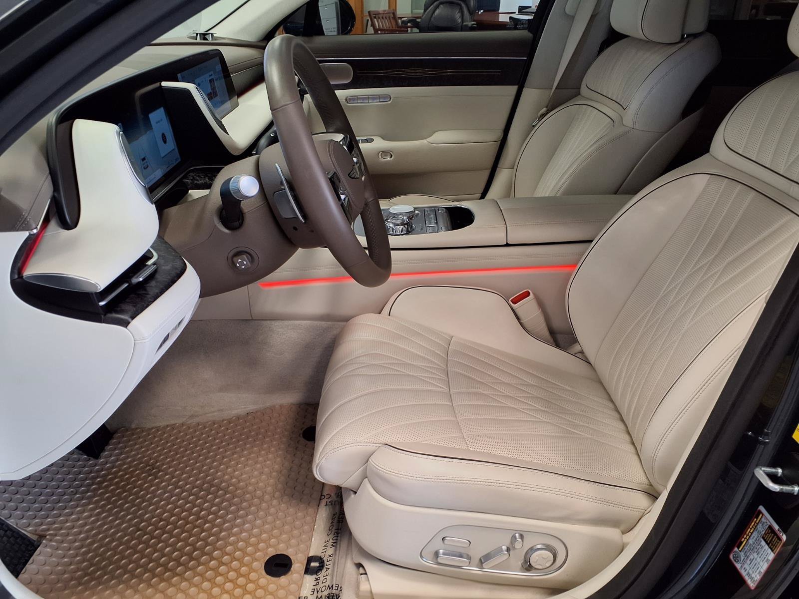 Used 2023 Genesis G90 3.5T AWD/4WD image 20