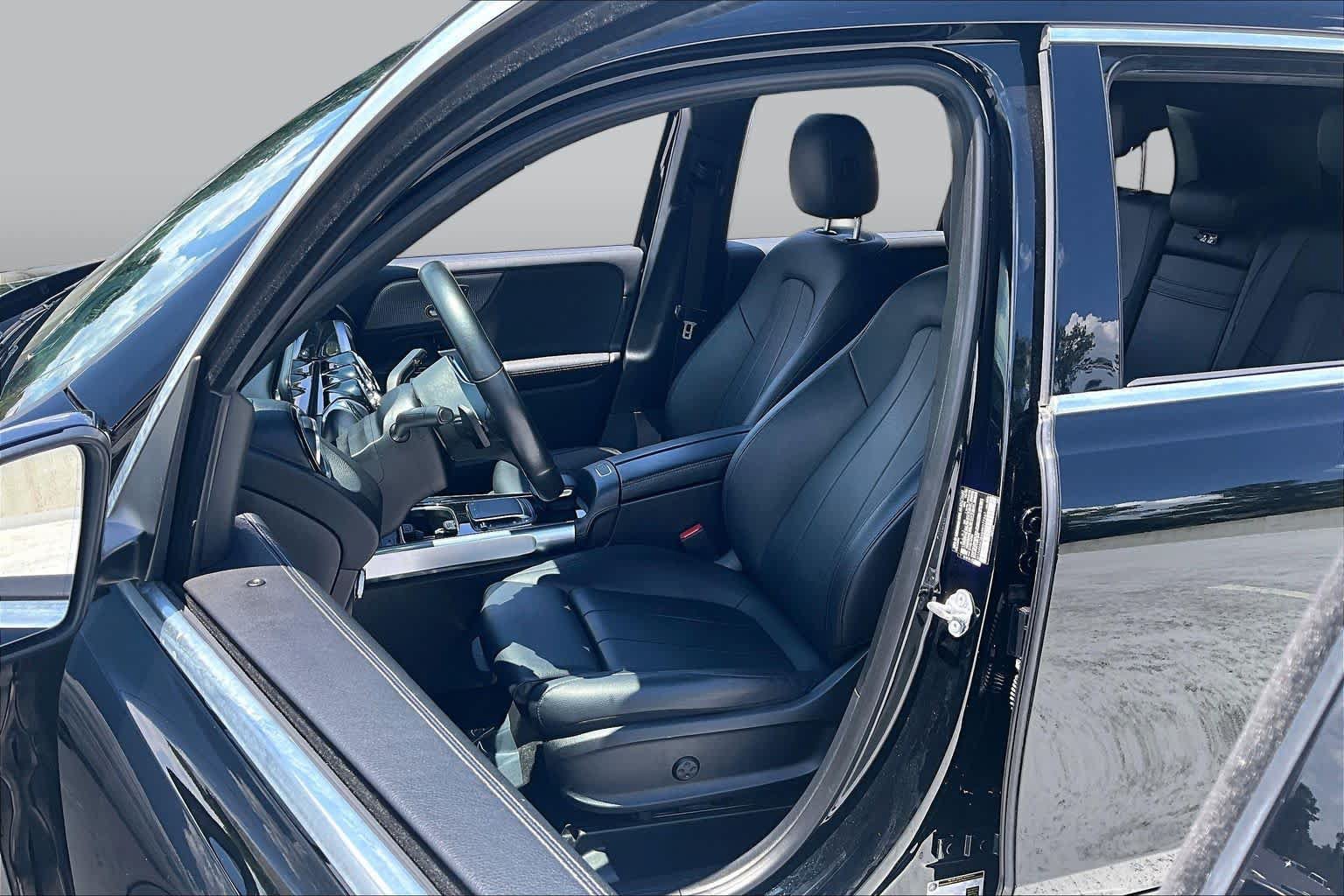 Used 2021 Mercedes-Benz GLB 250 image 8