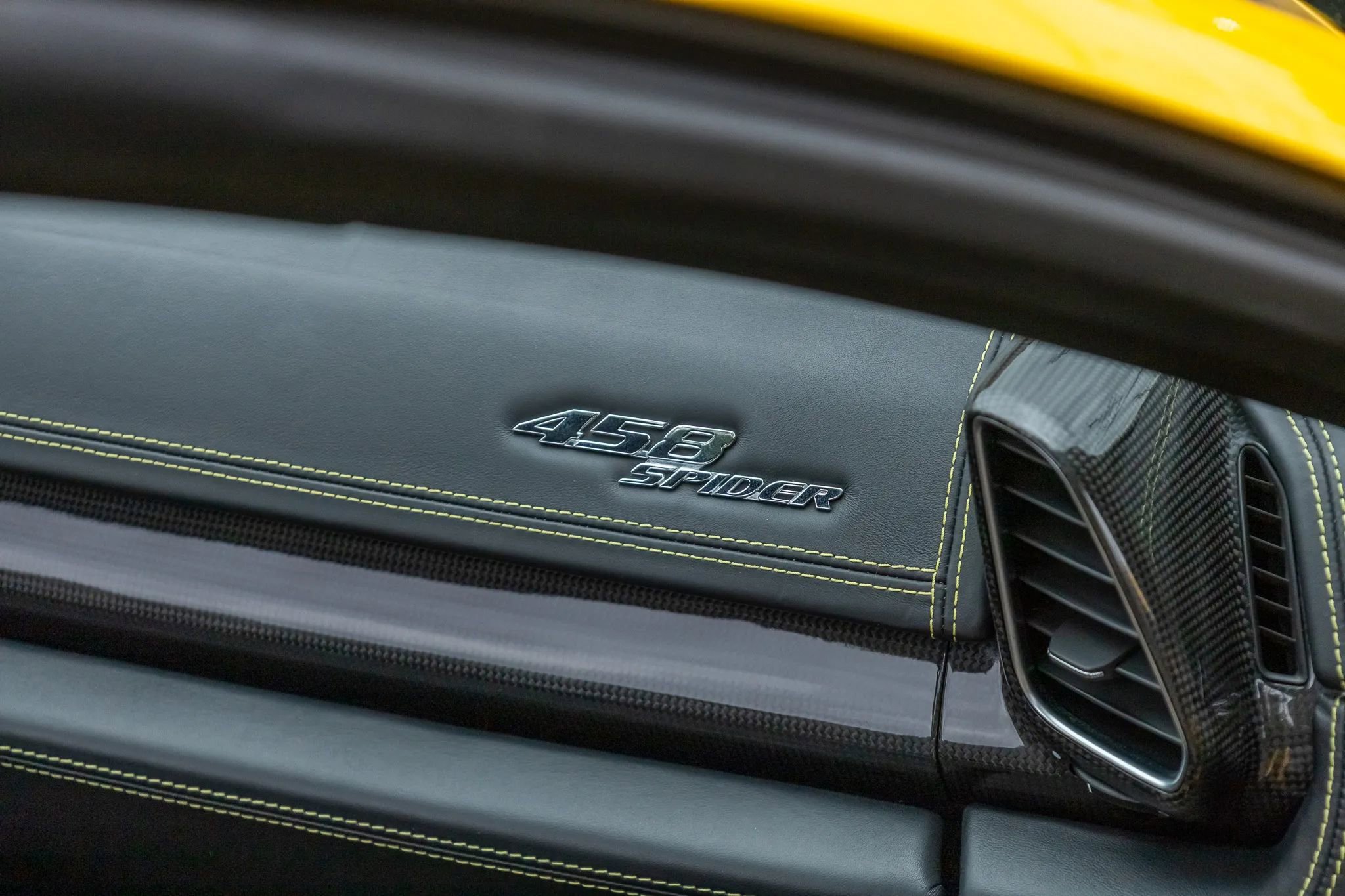 Used 2013 Ferrari 458 Spider RWD image 82