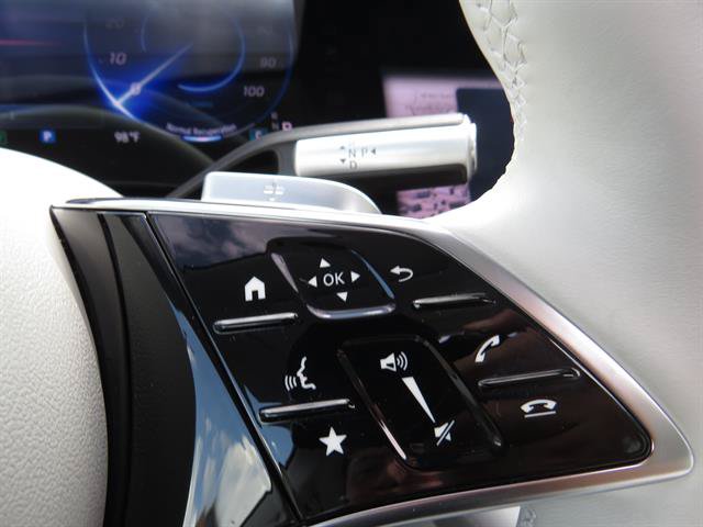 Certified 2023 Mercedes-Benz EQS 580 4MATIC Sedan w/ Manufactur Interior Package image 11