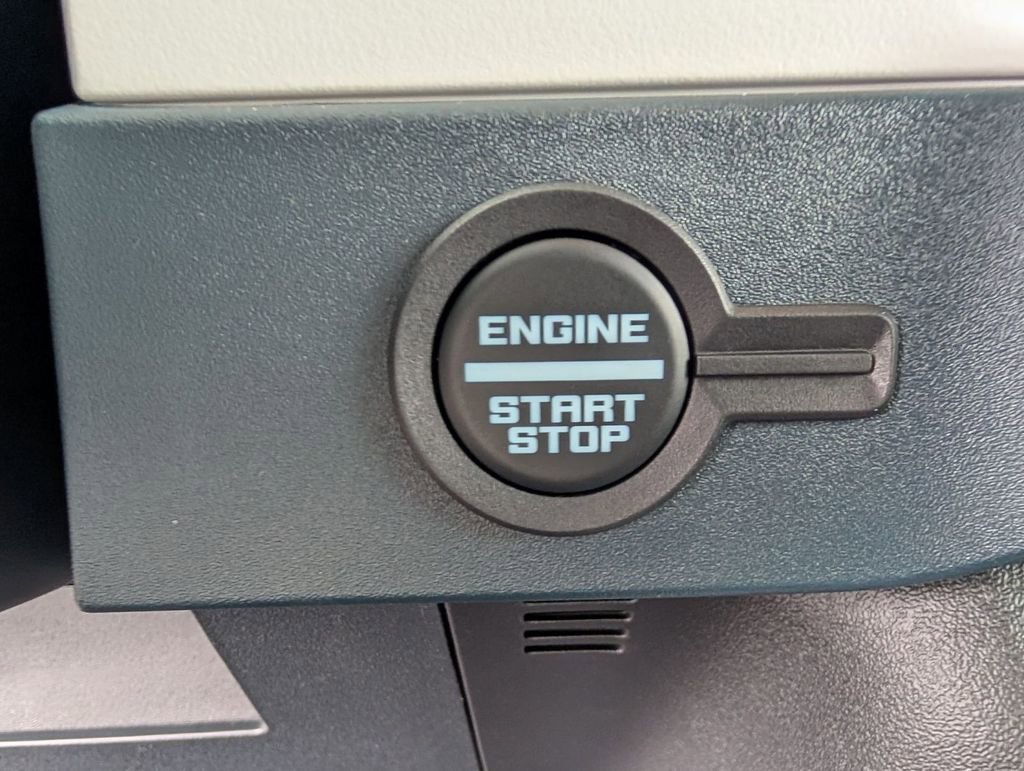 New 2025 Ford Bronco Heritage Edition image 39