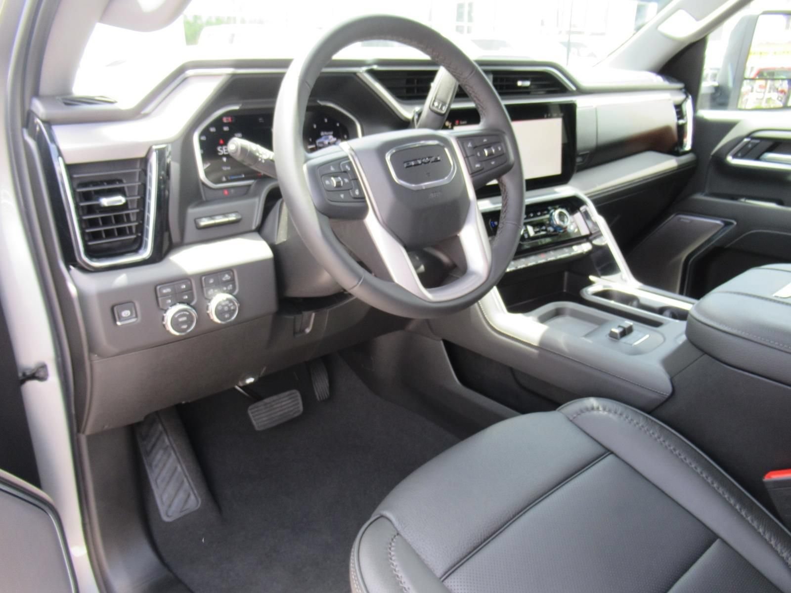 New 2026 GMC Sierra 2500 Denali w/ Denali Reserve Package AWD/4WD image 18