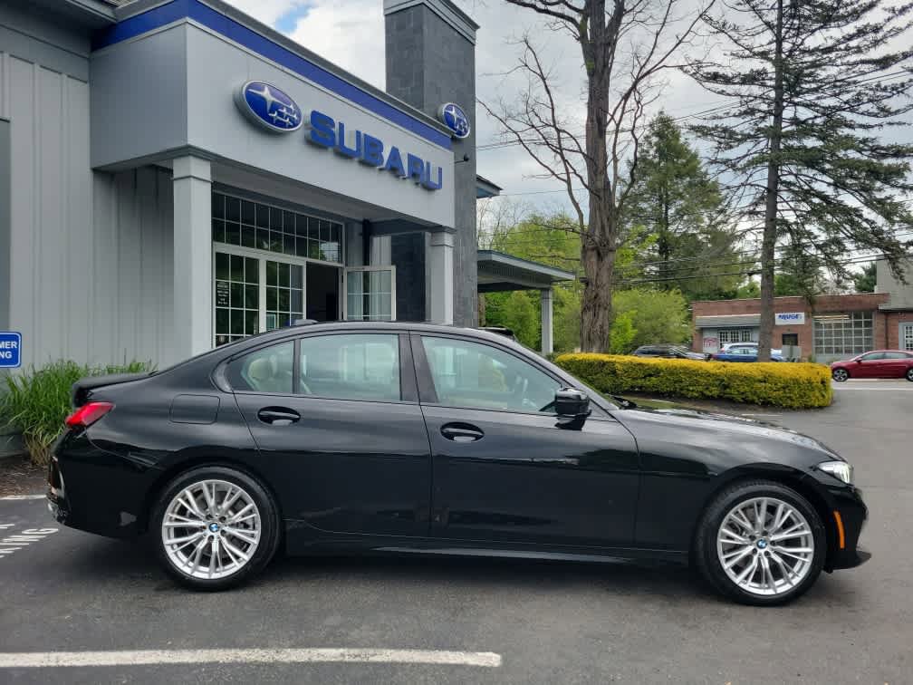 Used 2023 BMW 330i xDrive Sedan w/ Convenience Package AWD/4WD image 2