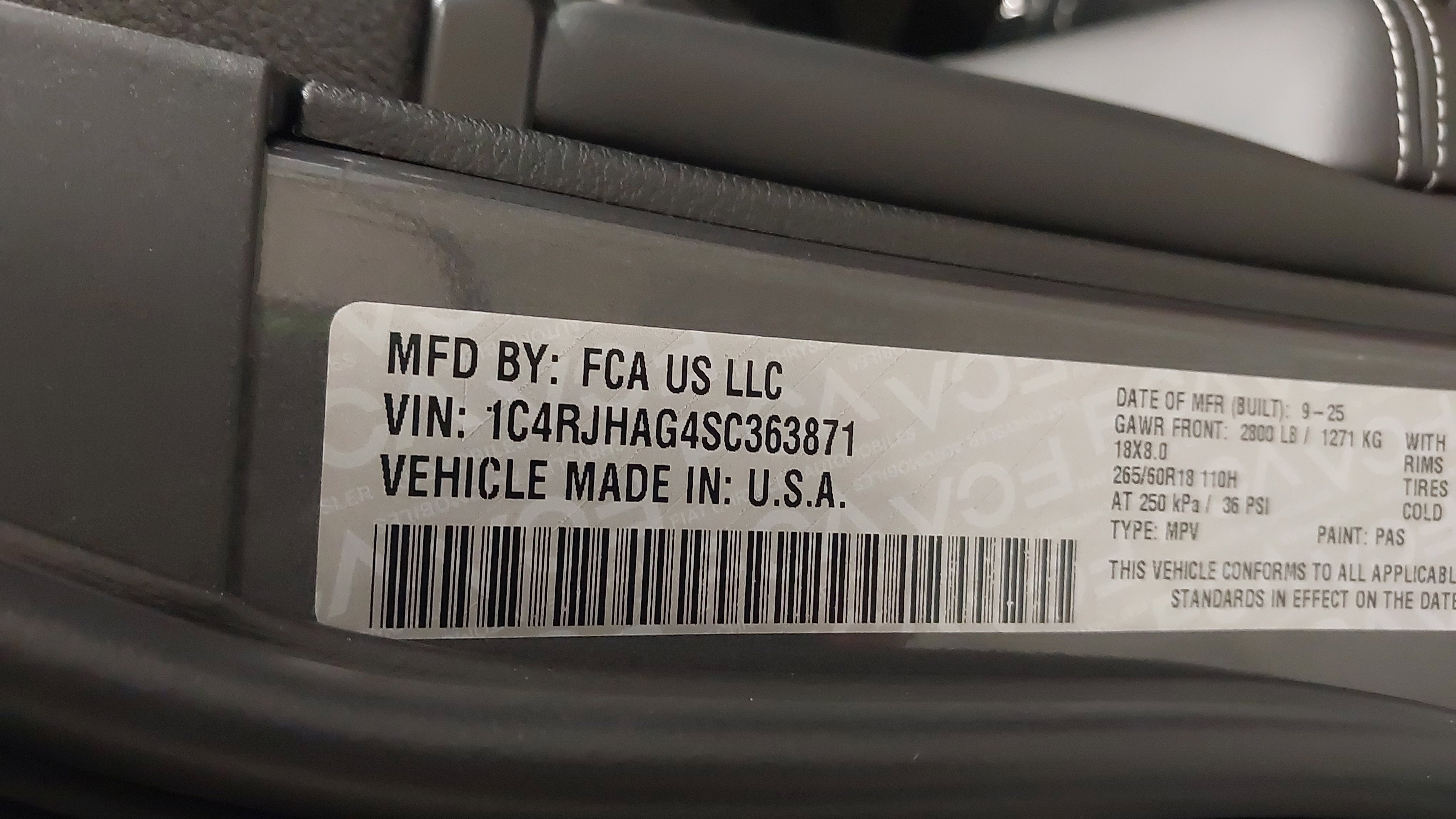 New 2025 Jeep Grand Cherokee 4WD image 34