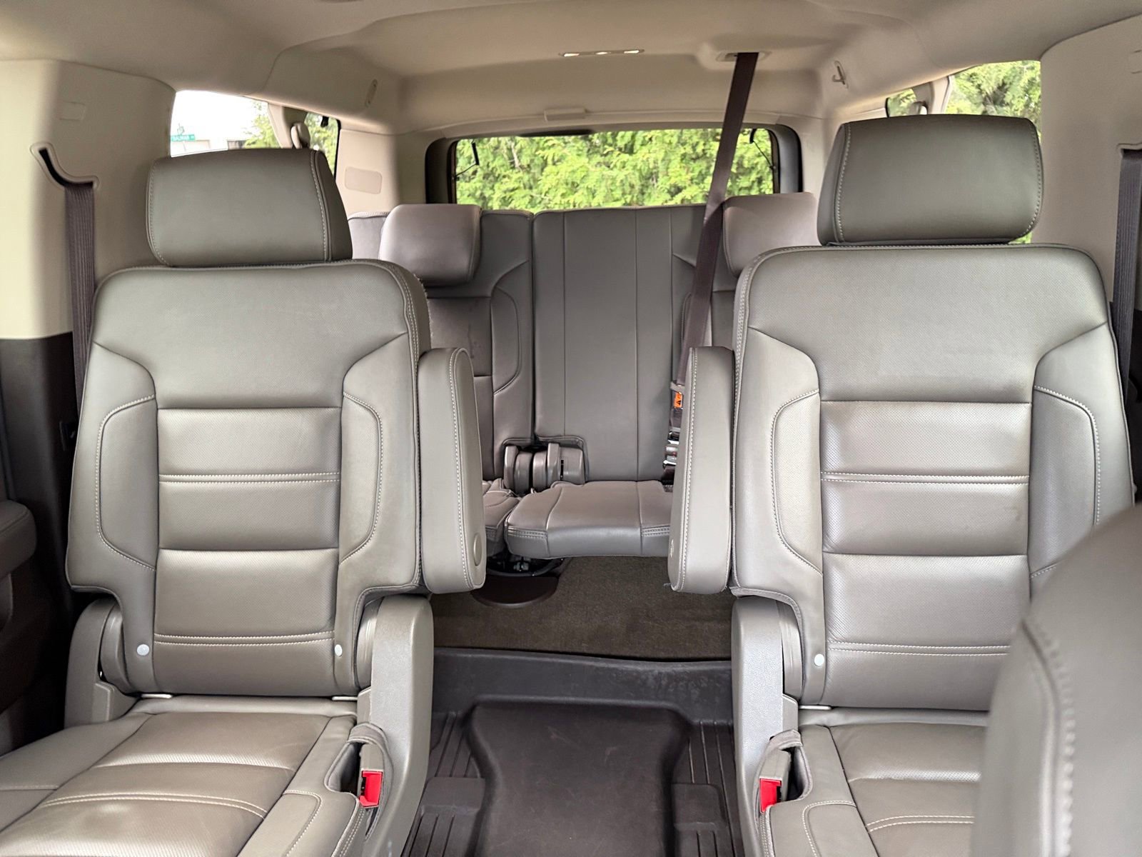 Used 2018 GMC Yukon XL Denali w/ Denali Ultimate Package image 3