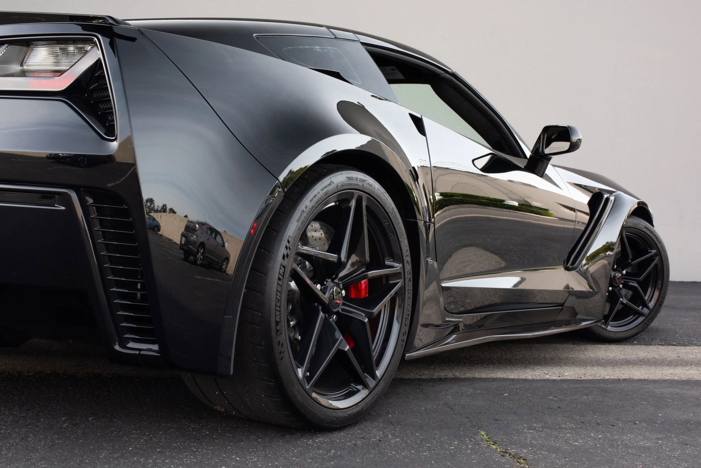 Used 2019 Chevrolet Corvette ZR1 RWD image 37