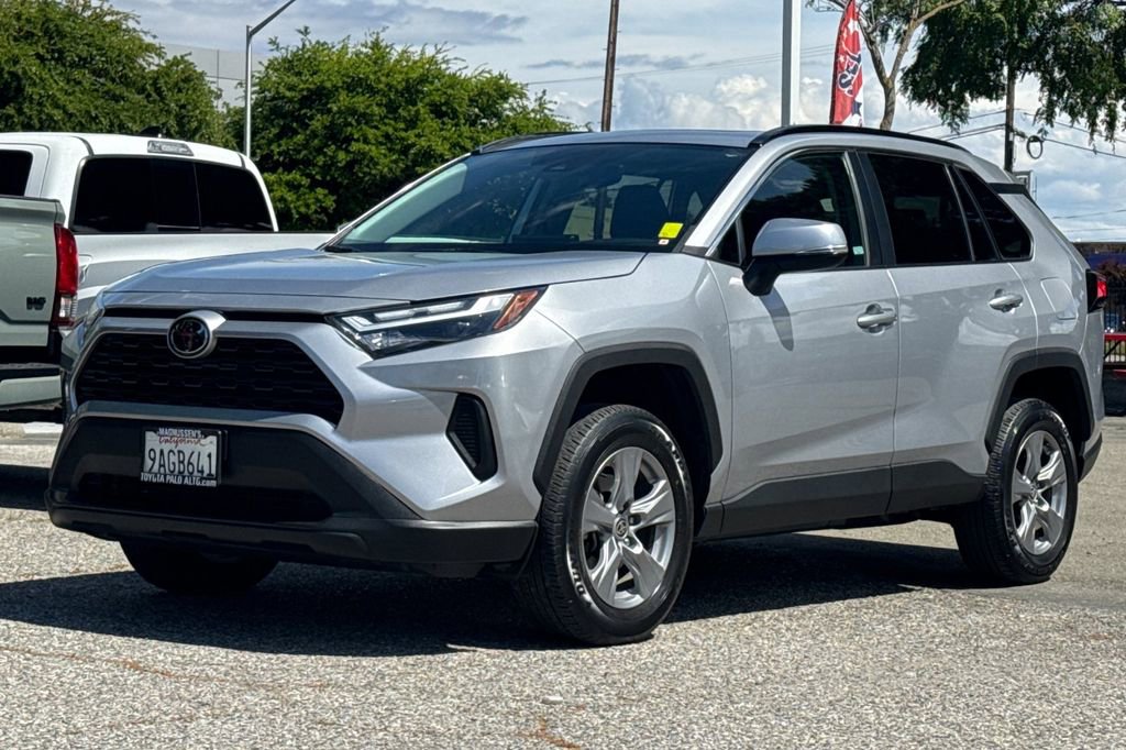 Certified 2022 Toyota RAV4 XLE w/ Convenience Package image 7