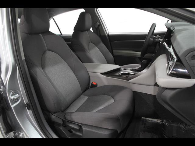 Used 2024 Toyota Camry LE FWD image 17