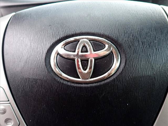 Used 2014 Toyota Prius C Three FWD image 19