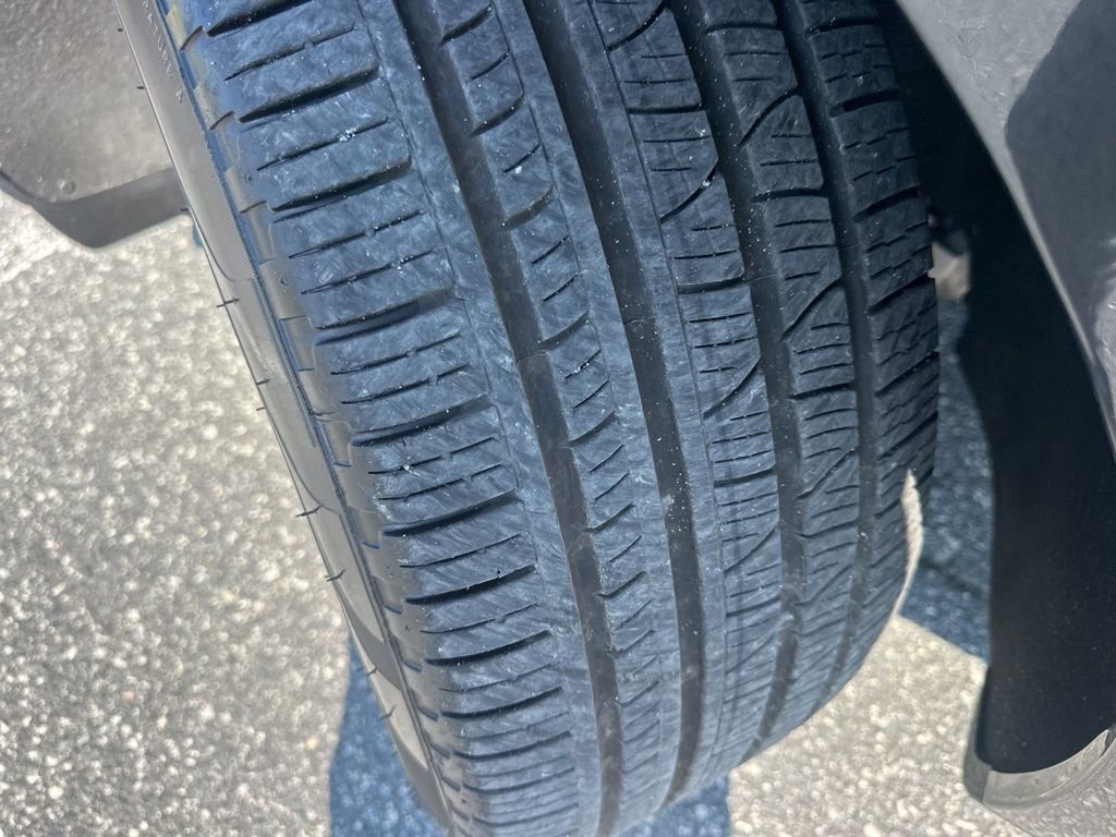 Used 2023 Porsche Macan Turbo image 36