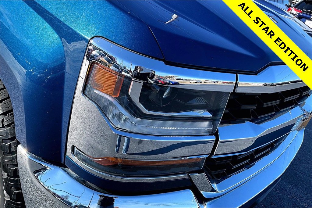 Used 2017 Chevrolet Silverado 1500 LT w/ All Star Edition image 30