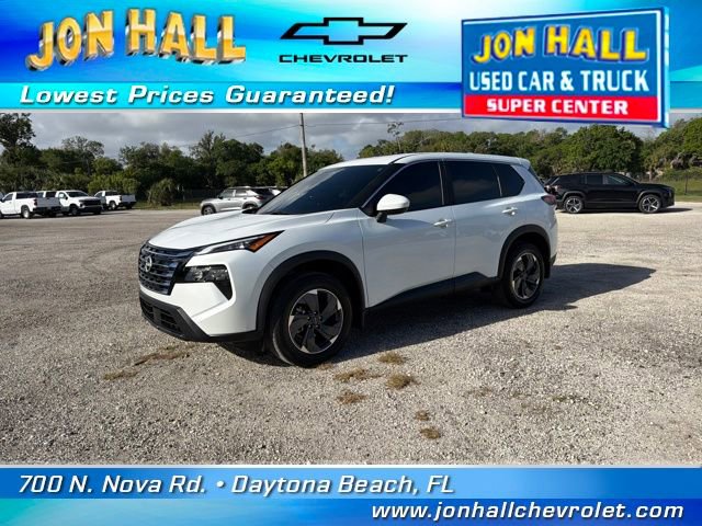 Used 2026 Nissan Rogue SV image 2