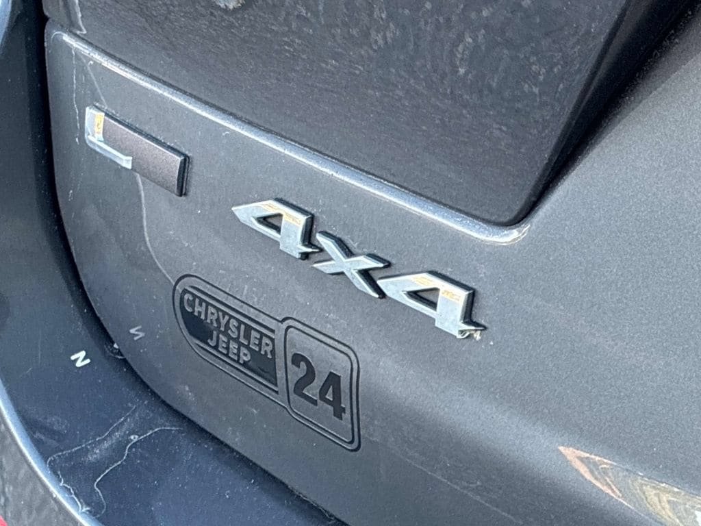 Certified 2021 Jeep Grand Cherokee L Limited AWD/4WD image 12