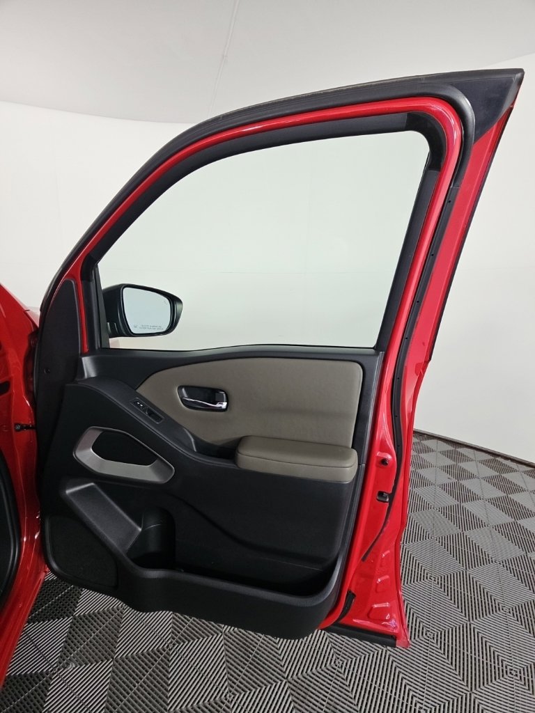 Used 2022 Nissan Frontier SV AWD/4WD image 21