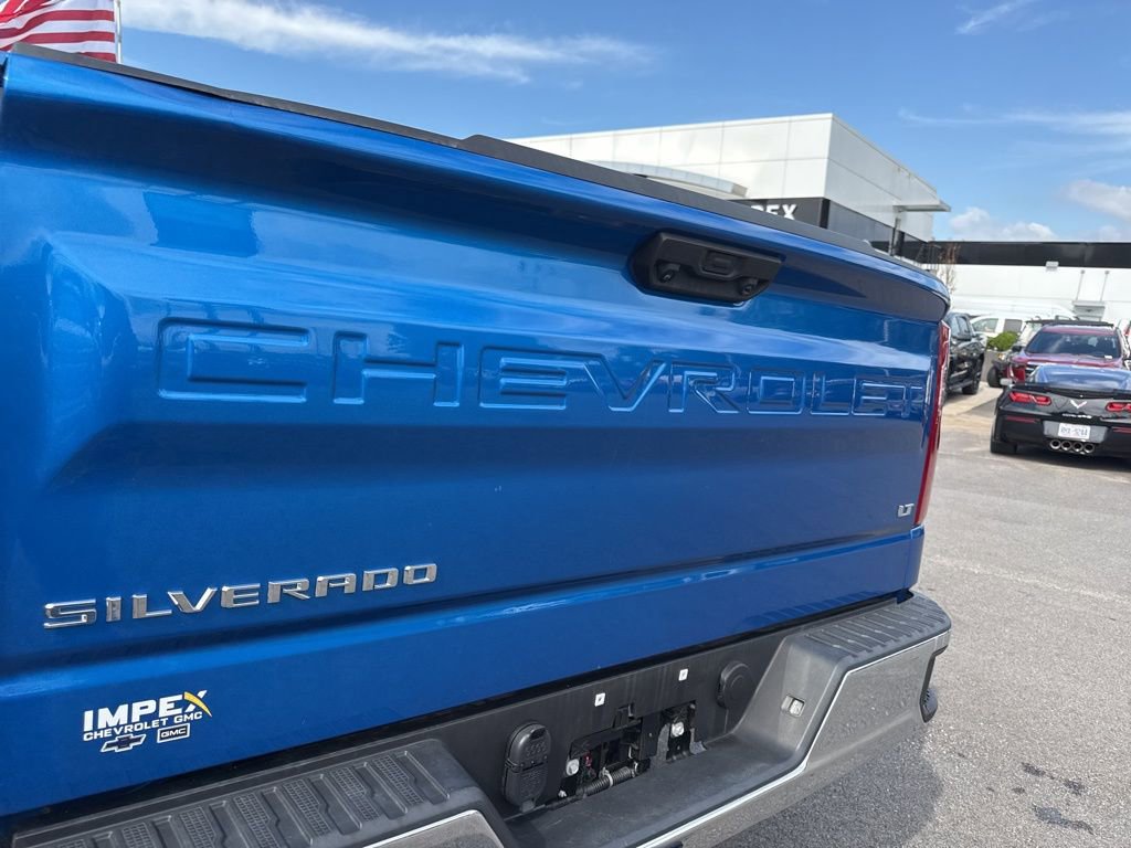 Used 2023 Chevrolet Silverado 1500 LT w/ Leather Package image 32