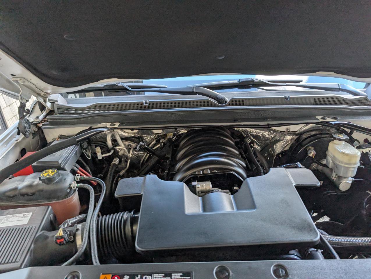 Used 2018 Chevrolet Suburban LT image 23