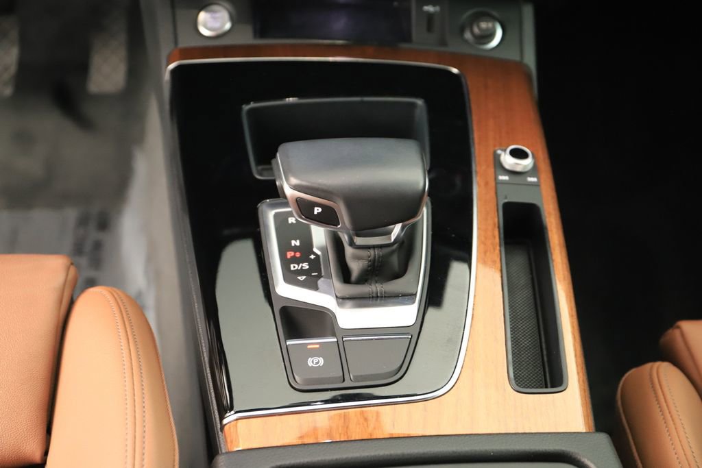 Certified 2022 Audi Q5 e Premium w/ Convenience Package image 19