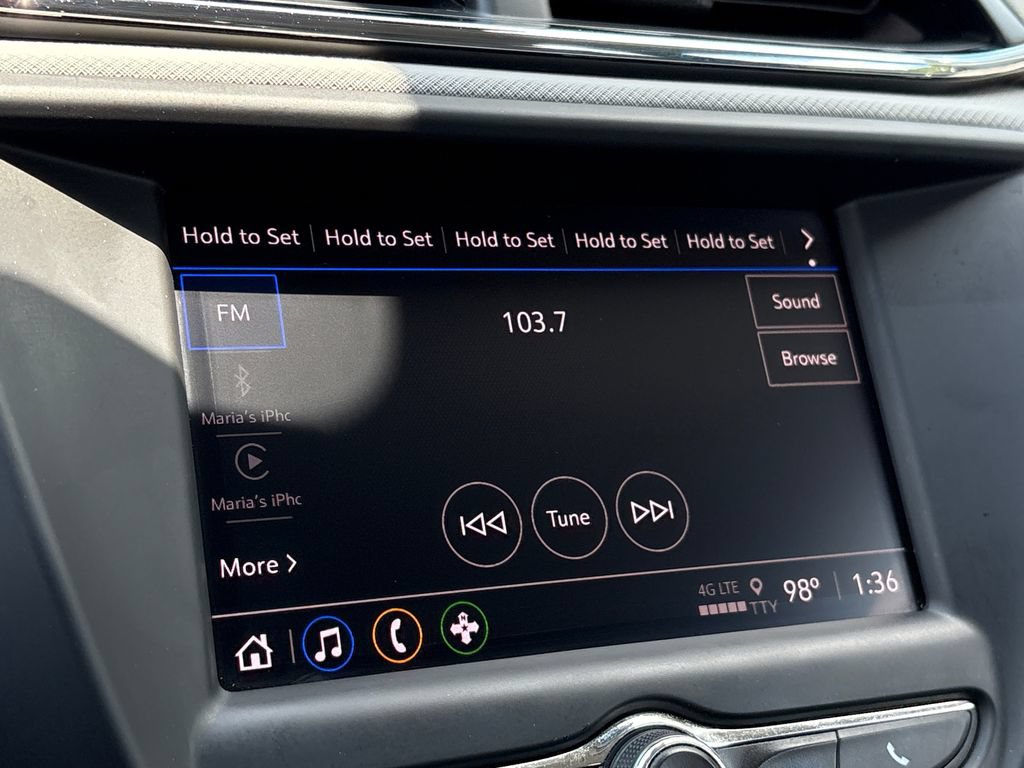 Used 2021 Chevrolet TrailBlazer LS w/ LPO, Blackout Package FWD image 14