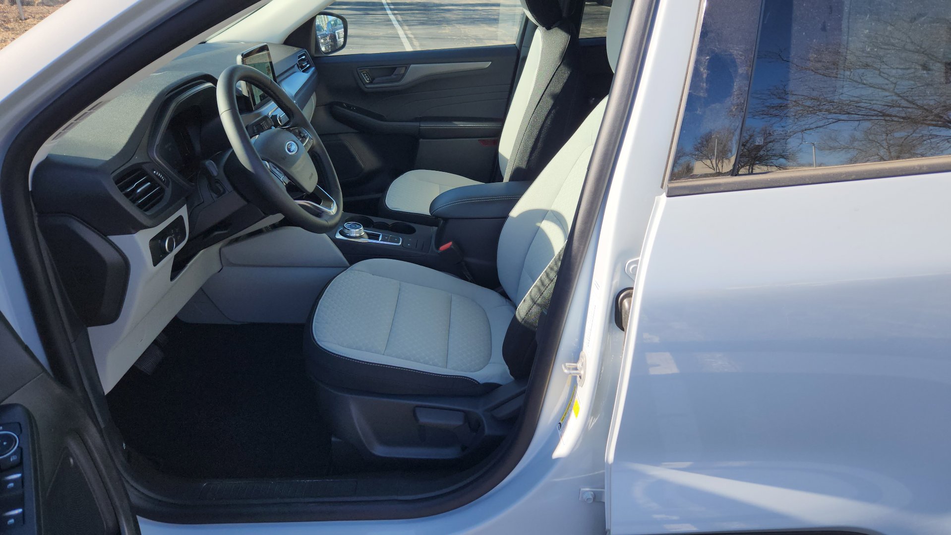 New 2026 Ford Escape Active w/ Cold Weather Package image 24