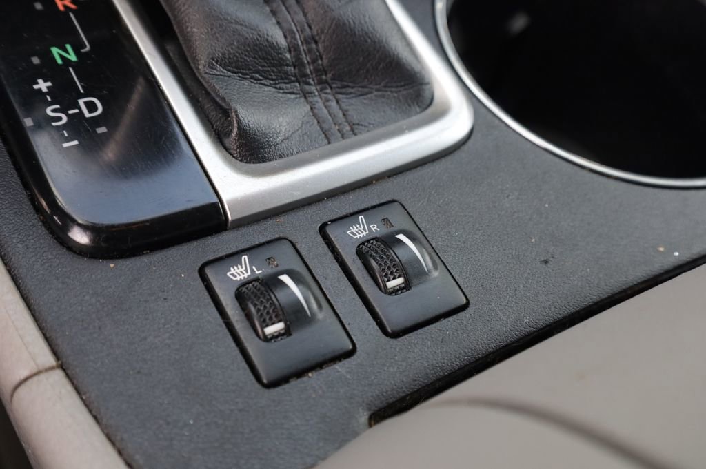 Used 2018 Toyota Highlander XLE image 10