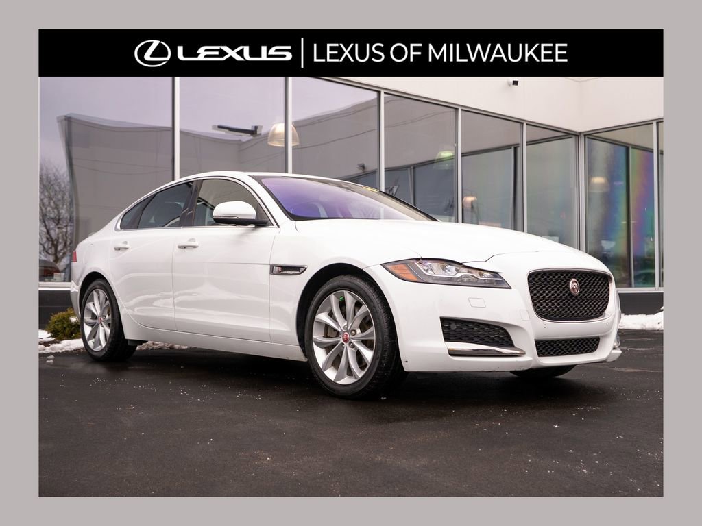 Used 2017 Jaguar XF Premium