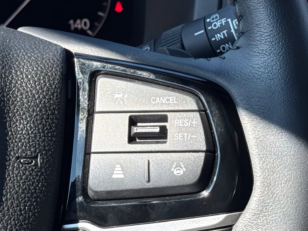 Used 2026 Honda Odyssey Touring image 17