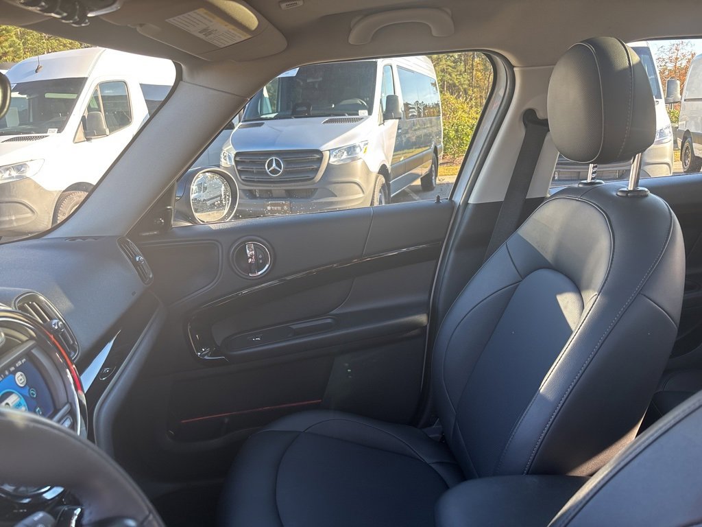 Used 2019 MINI Cooper Countryman w/ Premium Package image 43