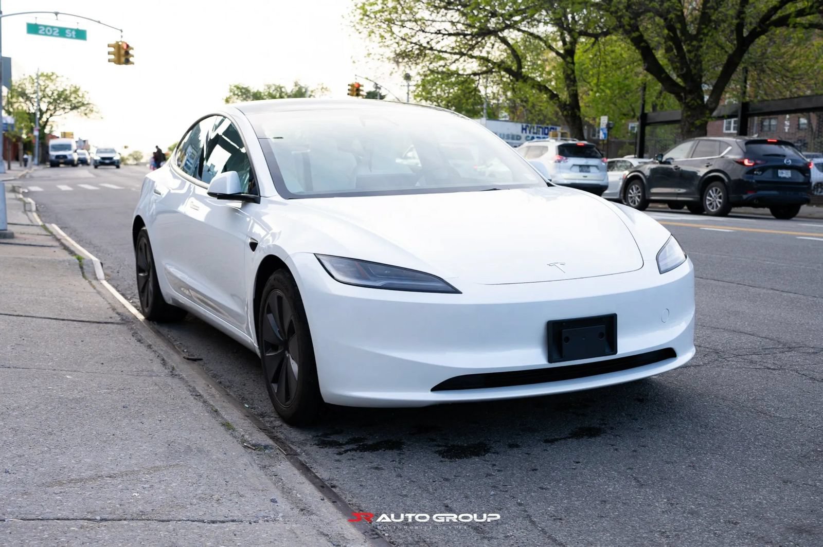 Used 2025 Tesla Model 3 Long Range RWD image 2