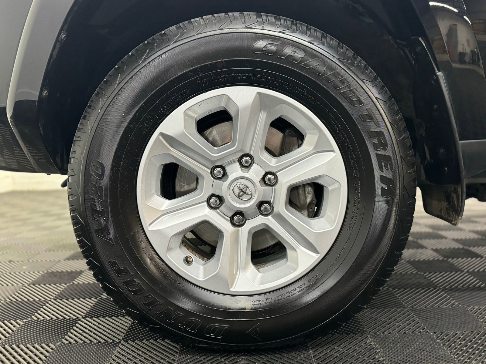 Used 2024 Toyota 4Runner SR5 image 8