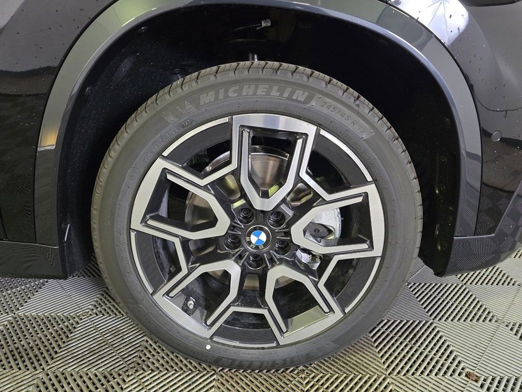 New 2026 BMW X1 xDrive28i w/ Convenience Package image 2