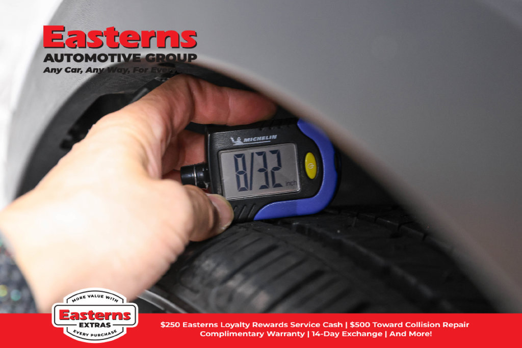 Used 2023 Volkswagen ID.4 Pro RWD image 26