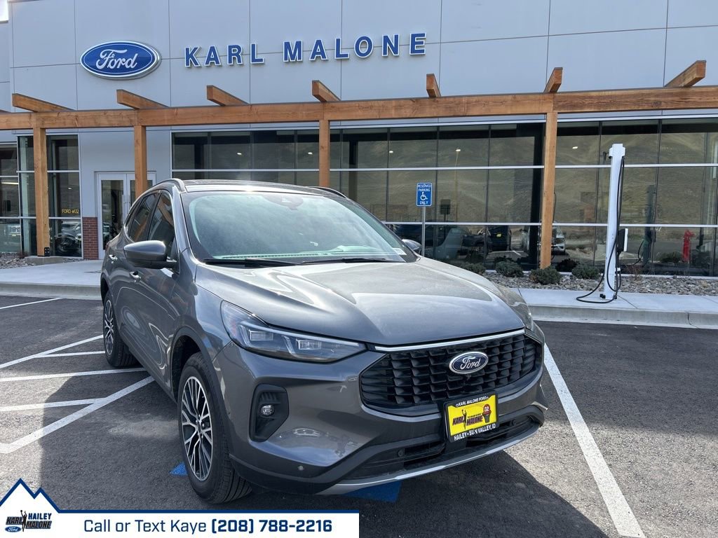 Used 2024 Ford Escape SE w/ PHEV Premium Package image 1