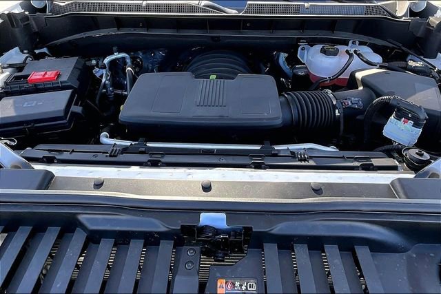 Used 2026 Chevrolet Silverado 1500 LT AWD/4WD image 9