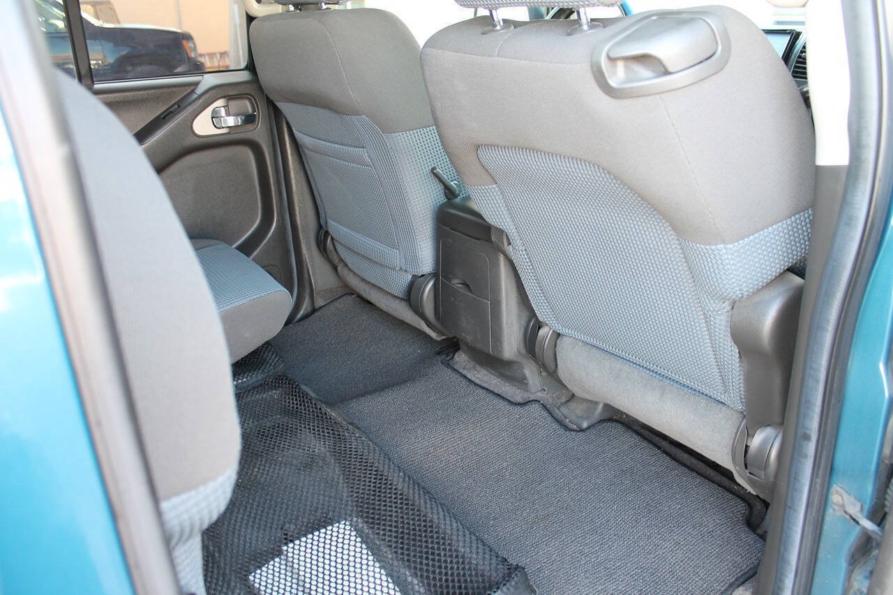 Used 2005 Nissan Frontier NISMO w/ (J01) Sunroof Pkg RWD image 29